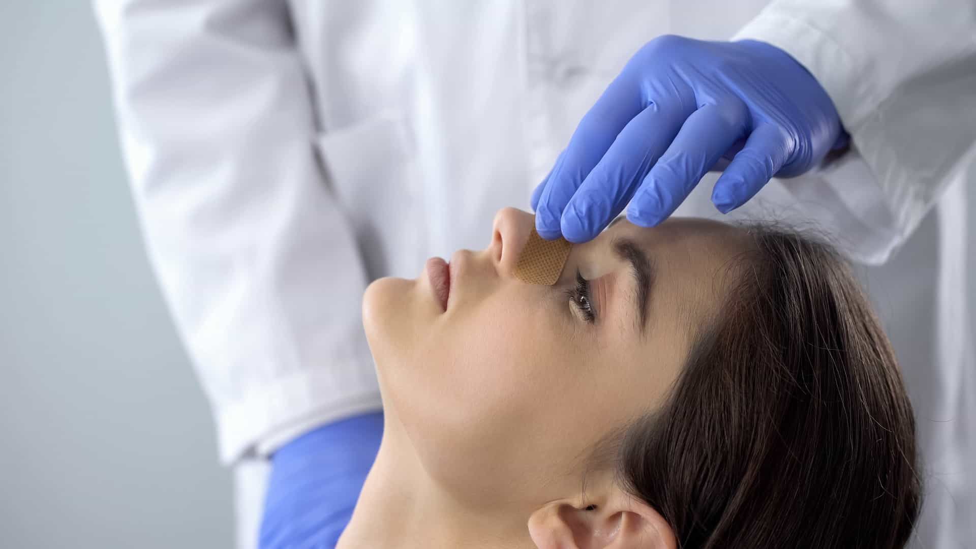 هل انحراف الحاجز الأنفي يسبب ضيق تنفس